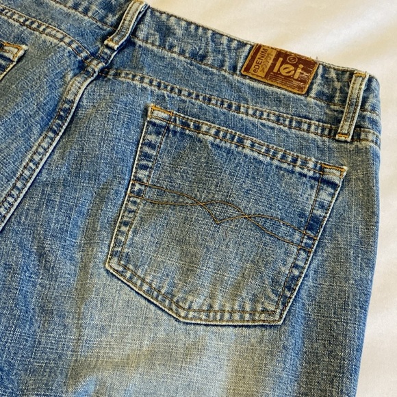 LEI Button Fly Mid Rise Flare Capri Jeans 100% Cotton Y2K Boho Size 13 - Picture 1 of 13